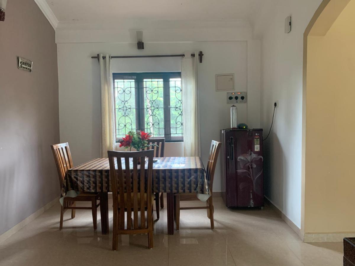 Casa Margarida Lägenhet Calangute Exteriör bild